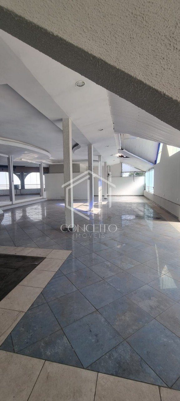 Foto 3 de 12 — ÁREA COMERCIAL 850 m² · JARAGUÁ
