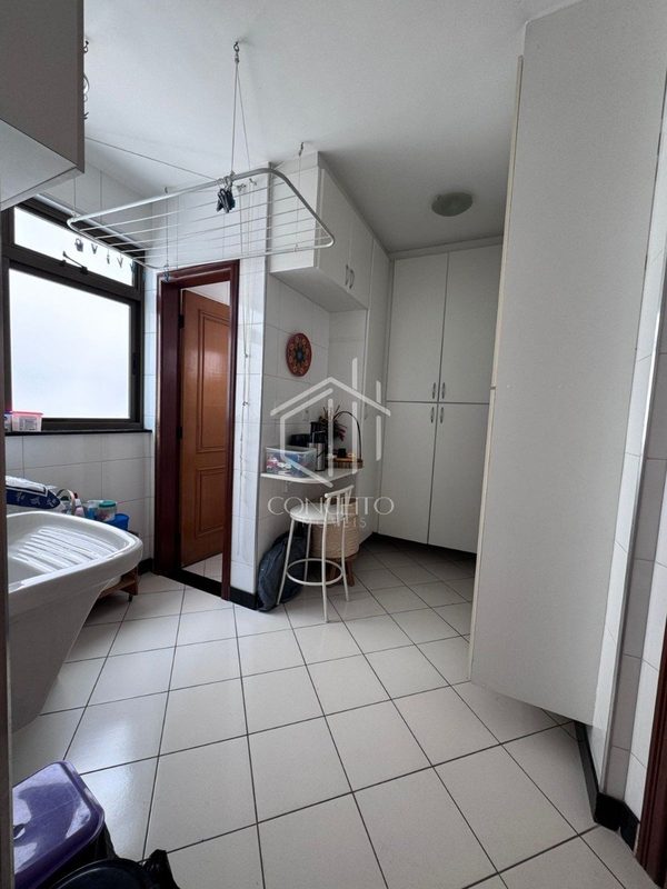 Foto 3 de 7 — Apartamento · 04 Quartos · 01 Suíte · 02 Vagas