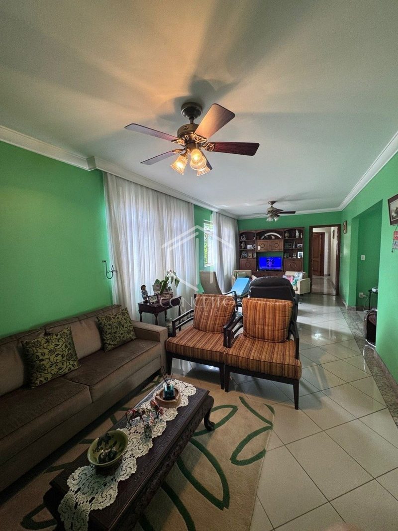 Foto de Apartamento · 04 Quartos · 01 Suíte · 02 Vagas