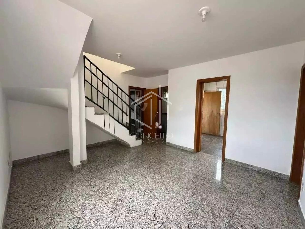 Foto 1 de 17 — Cobertura · 3 Quartos · 1 Vaga · Bairro Dona Clara