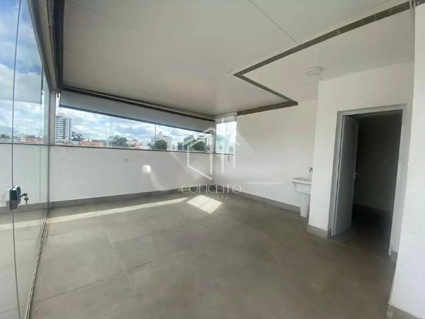 Foto 3 de 15 — Cobertura · 3 Quartos · 02 Vagas · Bairro Itapoã