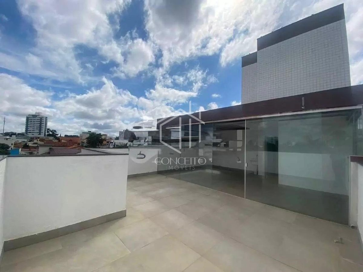 Foto 1 de 15 — Cobertura · 3 Quartos · 02 Vagas · Bairro Itapoã