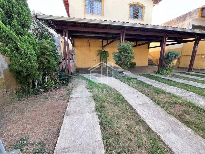 Foto de Casa Geminada · 3 Quartos I 2 Vagas · Santa Rosa