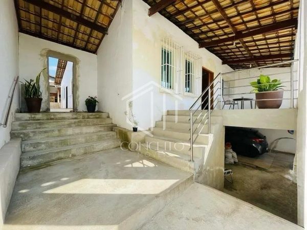 Foto 2 de 25 — Casa · 3 Quartos · 3 Vagas · Bairro Santa Amélia