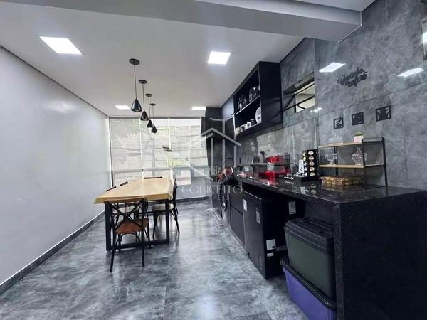 Foto 5 de 12 — ÁREA PRIVATIVA l 3 QUARTOS · 2 VAGAS · CASTELO