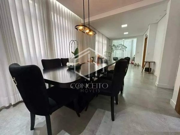 Foto 2 de 14 — Area Privativa · 3 Quartos · 2 Vagas · Jaragua