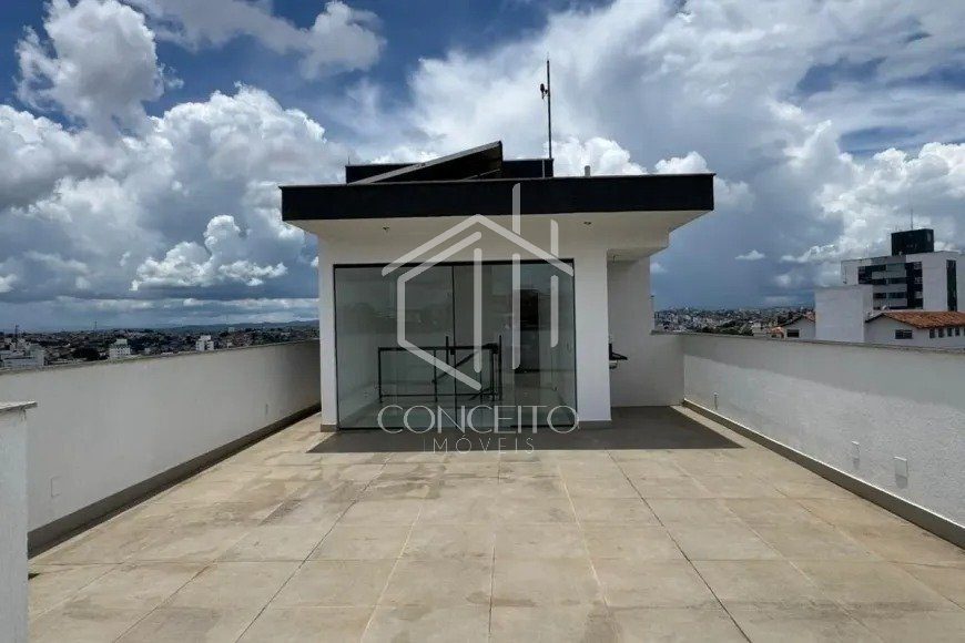 Foto 1 de 27 — Cobertura · 3 Quartos · 2 Vagas · Santa Rosa