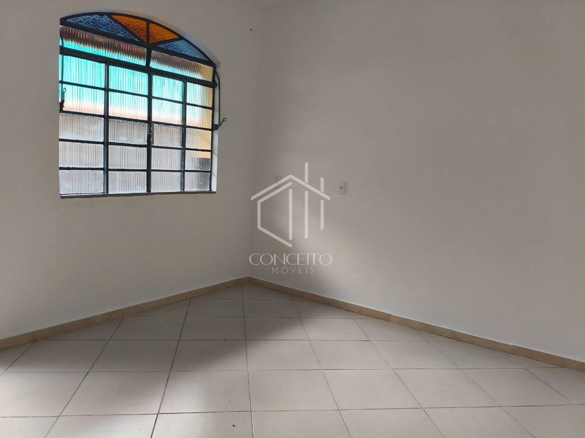Foto 1 de 18 — Casa duplex geminada
