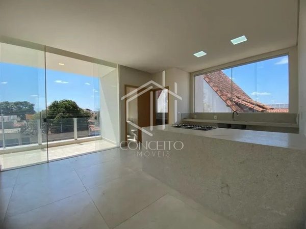 Foto 3 de 20 — Casa Geminada · 3 Quartos · 3 Vagas · Santa Rosa