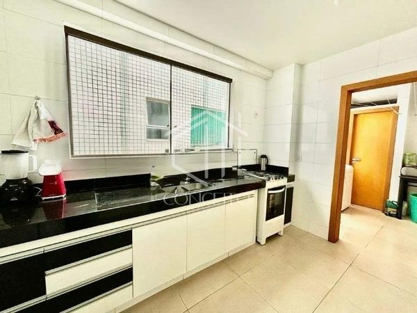 Foto 5 de 10 — Apartamento · 4 Quartos I 3 Vagas · Liberdade