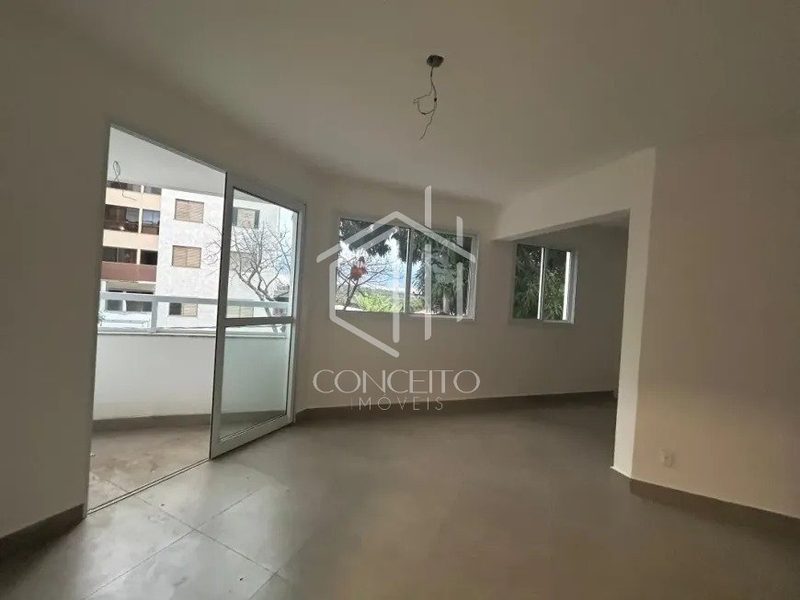 Foto de Área Privativa · 3 Quartos · 2 Vagas · Liberdade