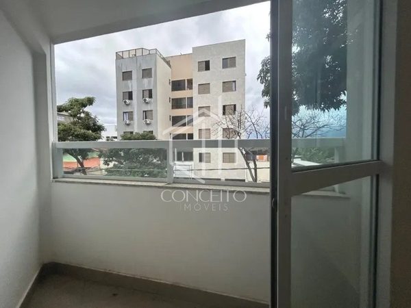 Foto 2 de 18 — Área Privativa · 3 Quartos · 2 Vagas · Liberdade