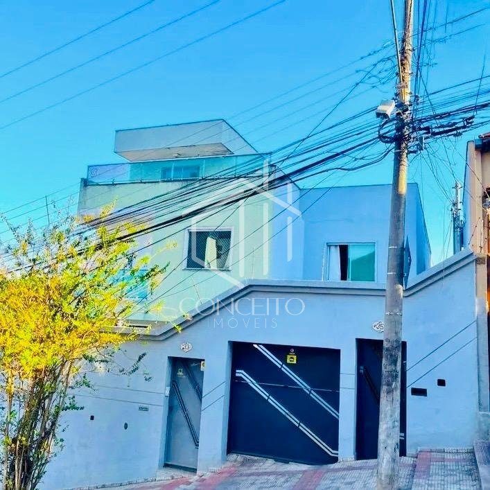 Foto de Casa Geminada · 4 Quartos · 2 Vagas · Dona Clara