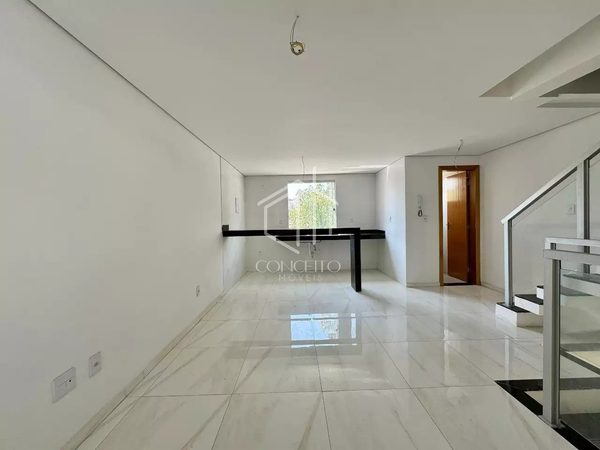 Foto 4 de 15 — Casa Geminada · 3 Quartos · 2 Vagas · Santa Amelia