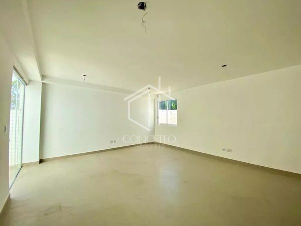 Foto 4 de 18 — Área Privativa · 3 Quartos · 4 Vagas · Santa Rosa