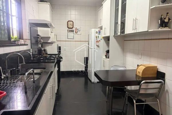 Foto 4 de 22 — Área Privativa · 4 Quartos · 4 Vagas · Liberdade