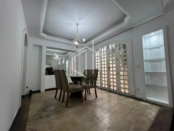 Foto 4 de 22 — Casa Linear · 4 Quartos · 3 Vagas · Dona Clara