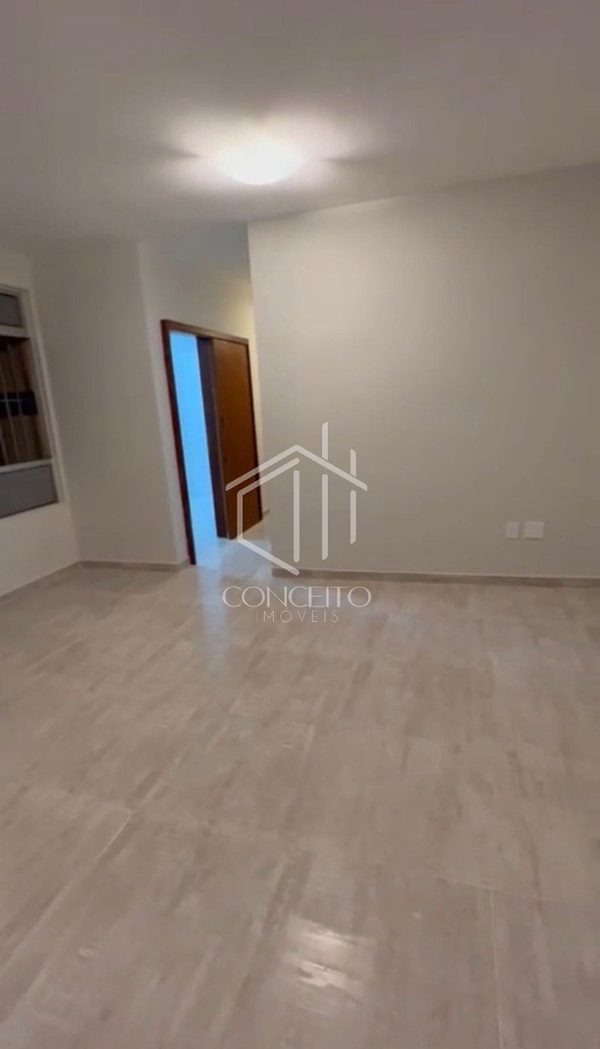 Foto 4 de 14 — Apartamento · 03 Quartos · 01 Vaga · Jaraguá