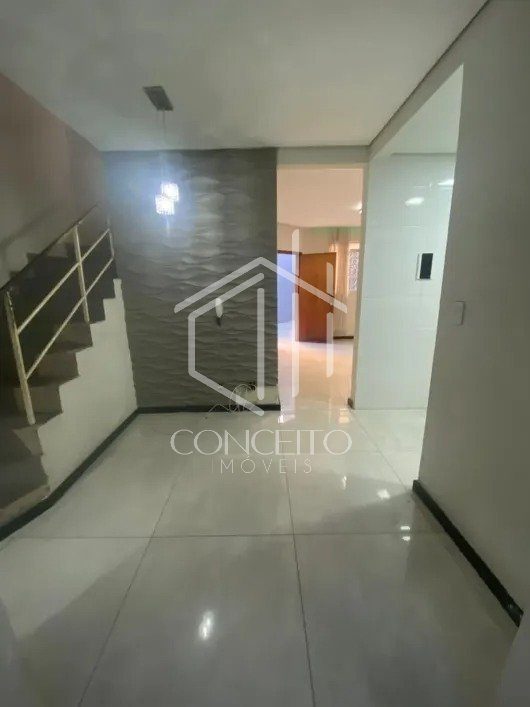 Foto 4 de 12 — Casa Geminada · 3 Quartos · 1 Vagas · Dona Clara