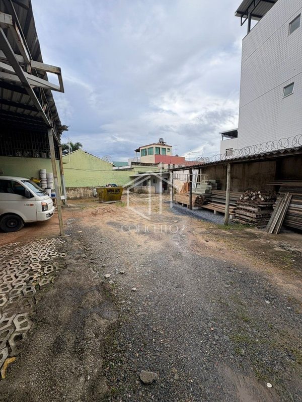 Foto 3 de 16 — GALPÃO l BAIRRO DONA CLARA- R$ 850.000,00
