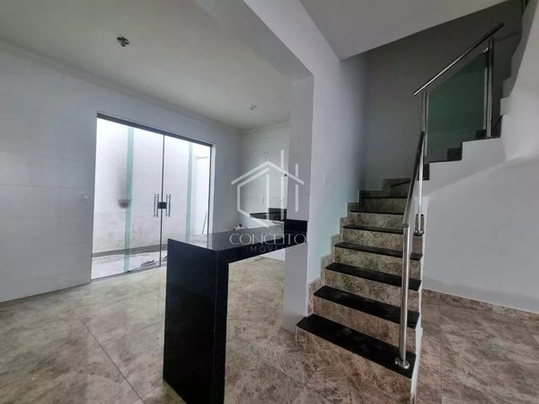 Foto 4 de 21 — Casa Geminada · 3 Quartos · 2 Vagas · Santa Amelia