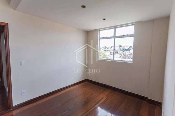 Foto 4 de 28 — Apartamento · 03 Quartos · 01 Suíte · 02 Vagas