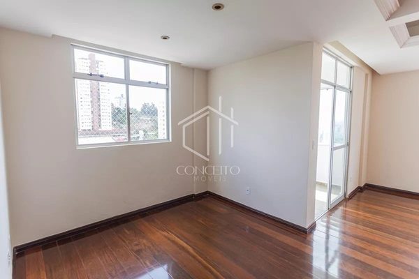 Foto 5 de 28 — Apartamento · 03 Quartos · 01 Suíte · 02 Vagas