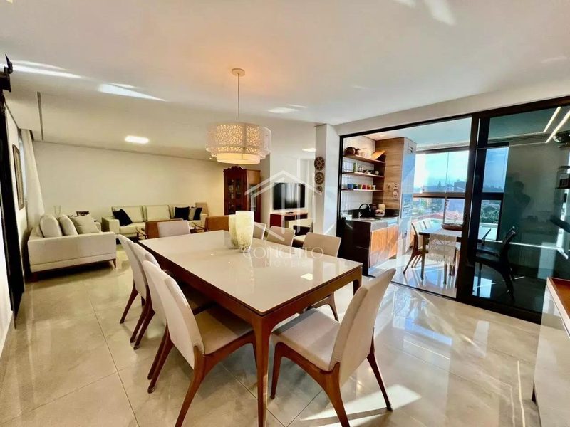 Foto de Apartamento · 3 Suítes · 4 Vagas · Alto Padrão
