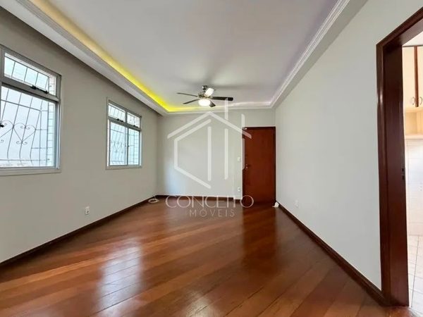 Foto 4 de 25 — Apartamento · 03 Quartos · 01 Suíte · 02 Vagas