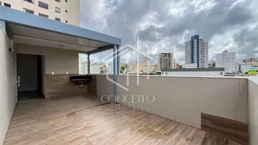 Foto 1 de 18 — Cobertura · 2 Banheiros · 2 Vagas · Floresta