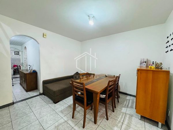 Foto 4 de 23 — Casa Geminada · 02 Quartos · 01 Suíte · 02 Vagas