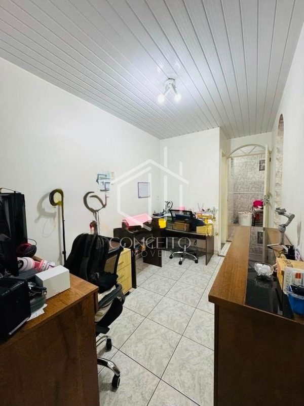 Foto 5 de 23 — Casa Geminada · 02 Quartos · 01 Suíte · 02 Vagas