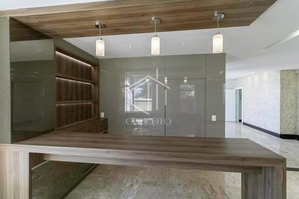 Foto 5 de 63 — CASA 650 m² · 05 QUARTOS · 02 SUÍTES · 04 VAGAS