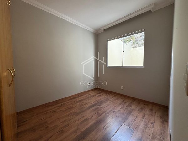 Foto 2 de 36 — Área Privativa · 2 Quartos · 1 Vaga · Santa Amélia