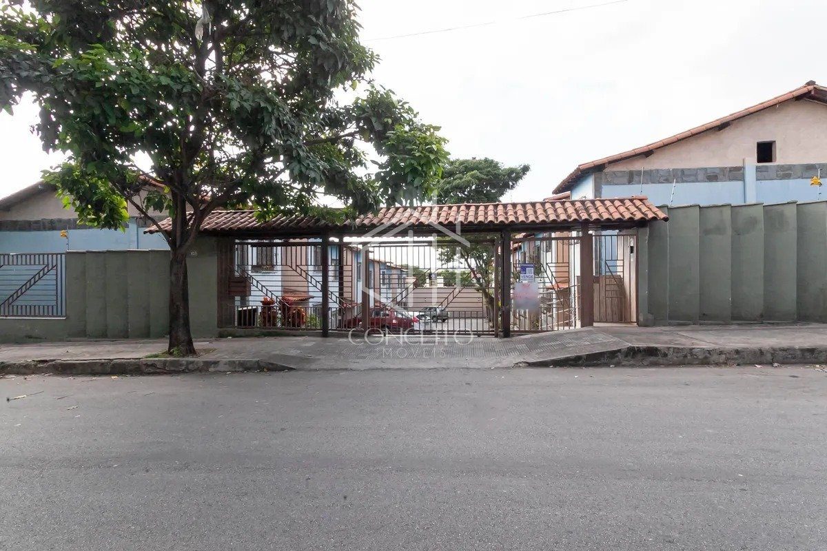 Foto 1 de 21 — Casa Geminada 3 quartos · Dona Clara
