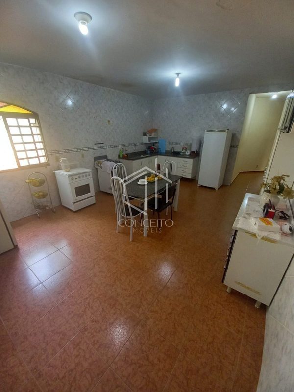 Foto 3 de 31 — CAsa com lote de 720 metros.