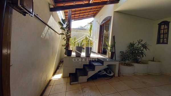 Foto 3 de 35 — Casa com 4 quartos com habite-se