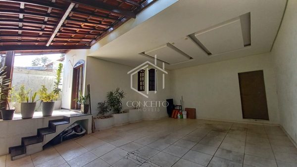 Foto 2 de 35 — Casa com 4 quartos com habite-se
