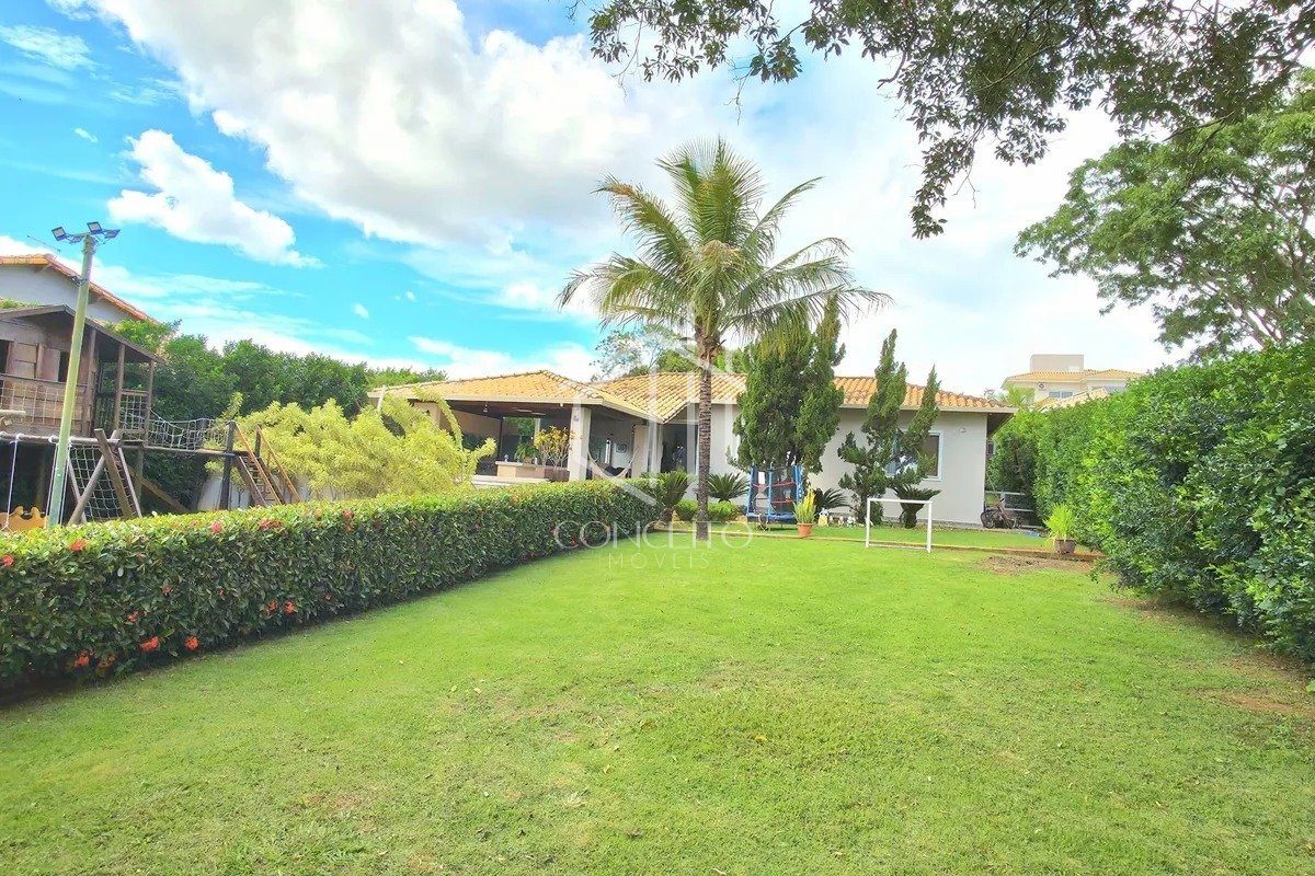 Foto 1 de 18 — Casa 4 quartos · Alameda Pau Brasil