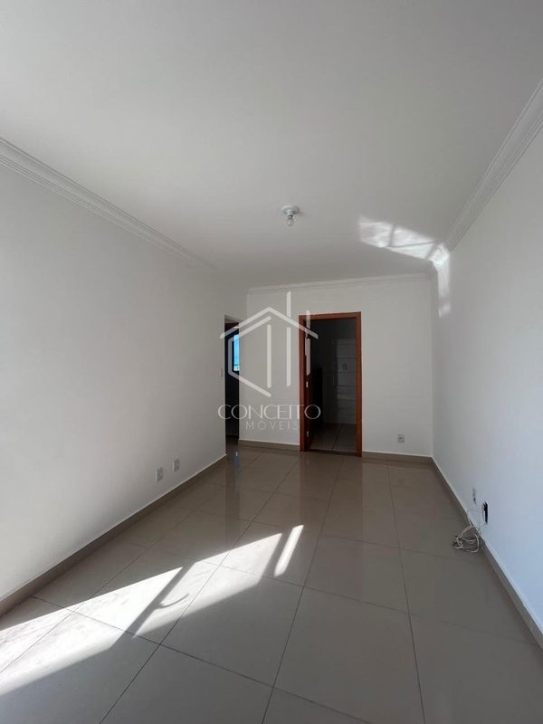 Foto 3 de 15 — Apartamento com elevador, 02 vagas paralelas