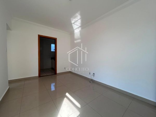 Foto 4 de 15 — Apartamento com elevador, 02 vagas paralelas