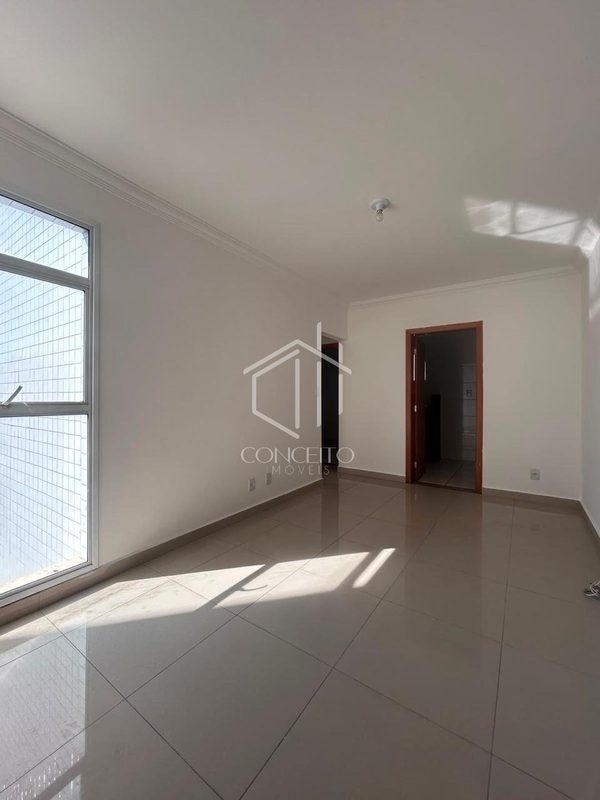 Foto 5 de 15 — Apartamento com elevador, 02 vagas paralelas