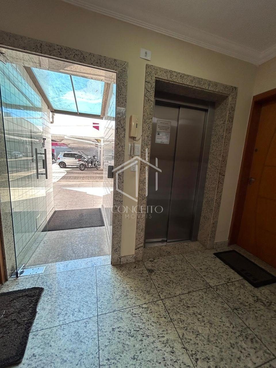Foto 1 de 15 — Apartamento com elevador, 02 vagas paralelas