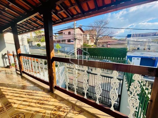 Foto 3 de 34 — Casa · 5 Quartos · 6 Vagas · Univesitario