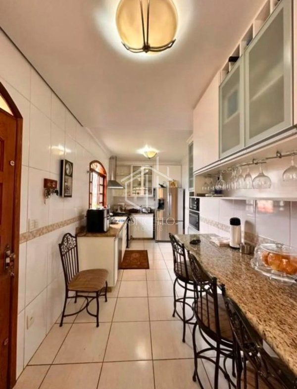 Foto 4 de 36 — Casa Colonial no bairro Vila clóris