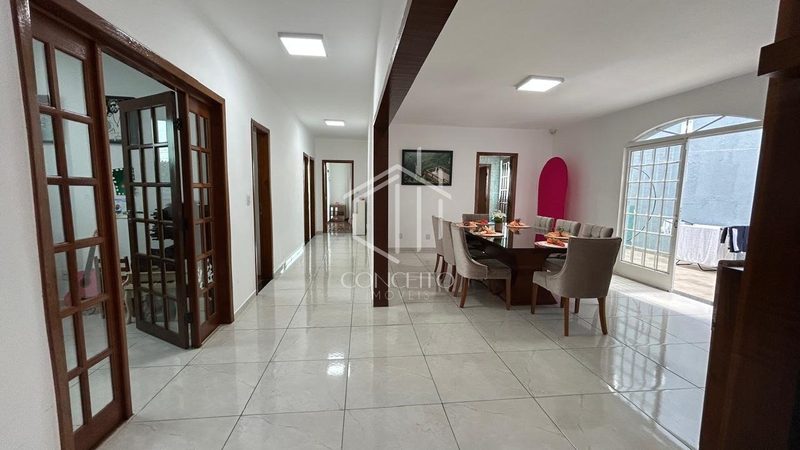 Foto de Casa no bairro Planalto com habite-se