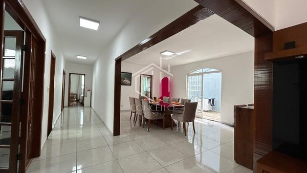Foto 3 de 54 — Casa no bairro Planalto com habite-se