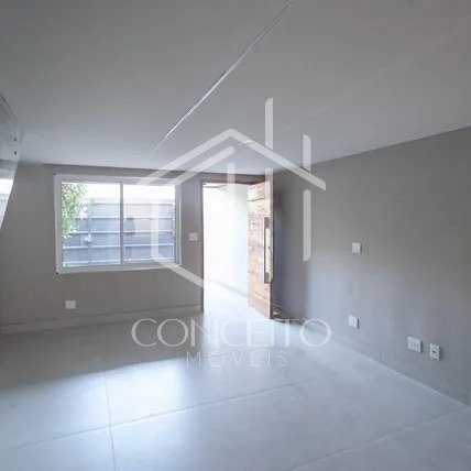 Foto 2 de 27 — Casa Geminada 2 Quartos · 1 Vaga · Liberdade