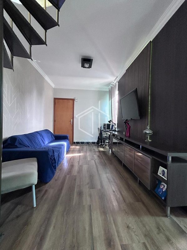 Foto 2 de 21 — Cobertura linda , toda montada
