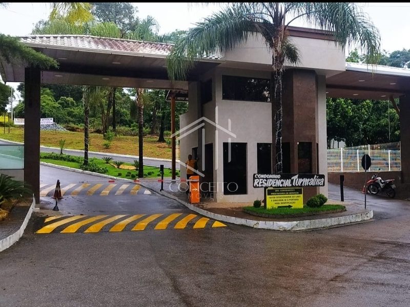 Foto de Sitio em Condominio Esmeraldas 3 Quartos 10 Vagas